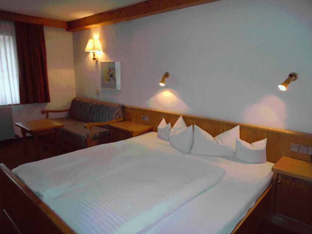 Landgasthof Dorferwirt Oberau Room photo