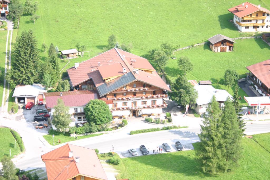 Landgasthof Dorferwirt Oberau Exterior photo
